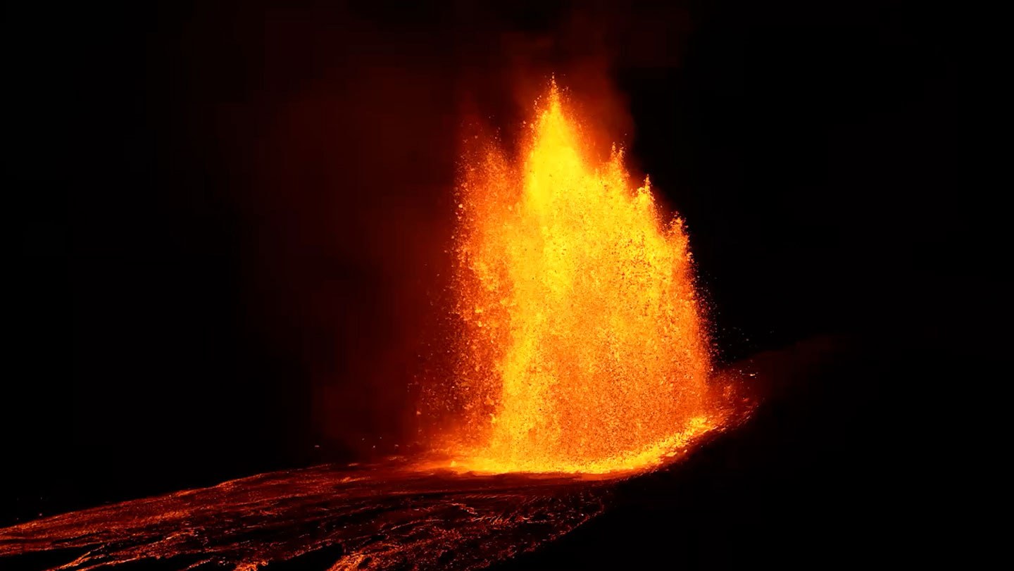 Kilauea’nın Lav Püskürtmeleri, Volkanların Neden Fışkırdığını Açıklıyor